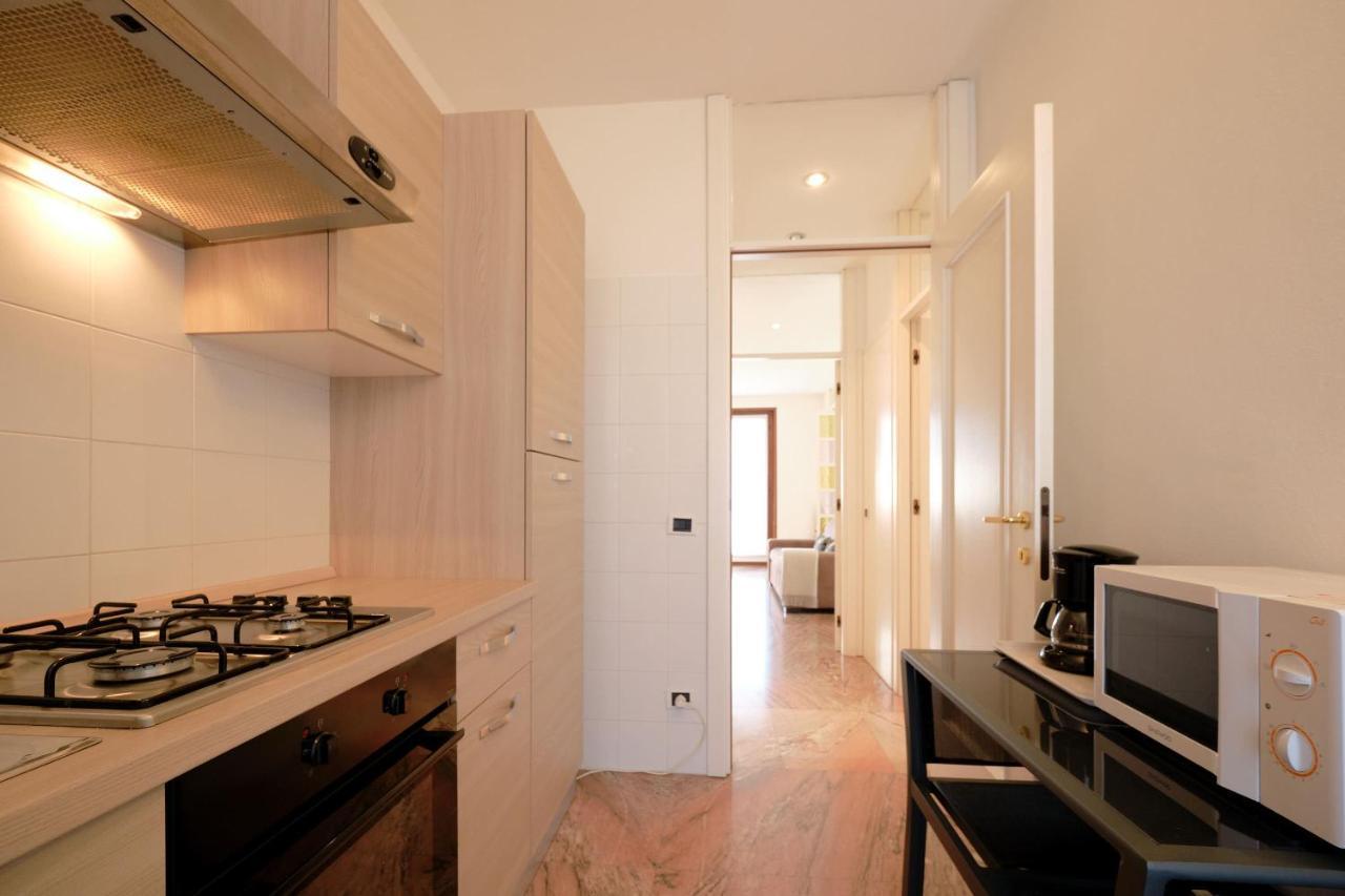 Apartmentsgarda - Gardalux Apartments Garda (Verona) Exterior foto