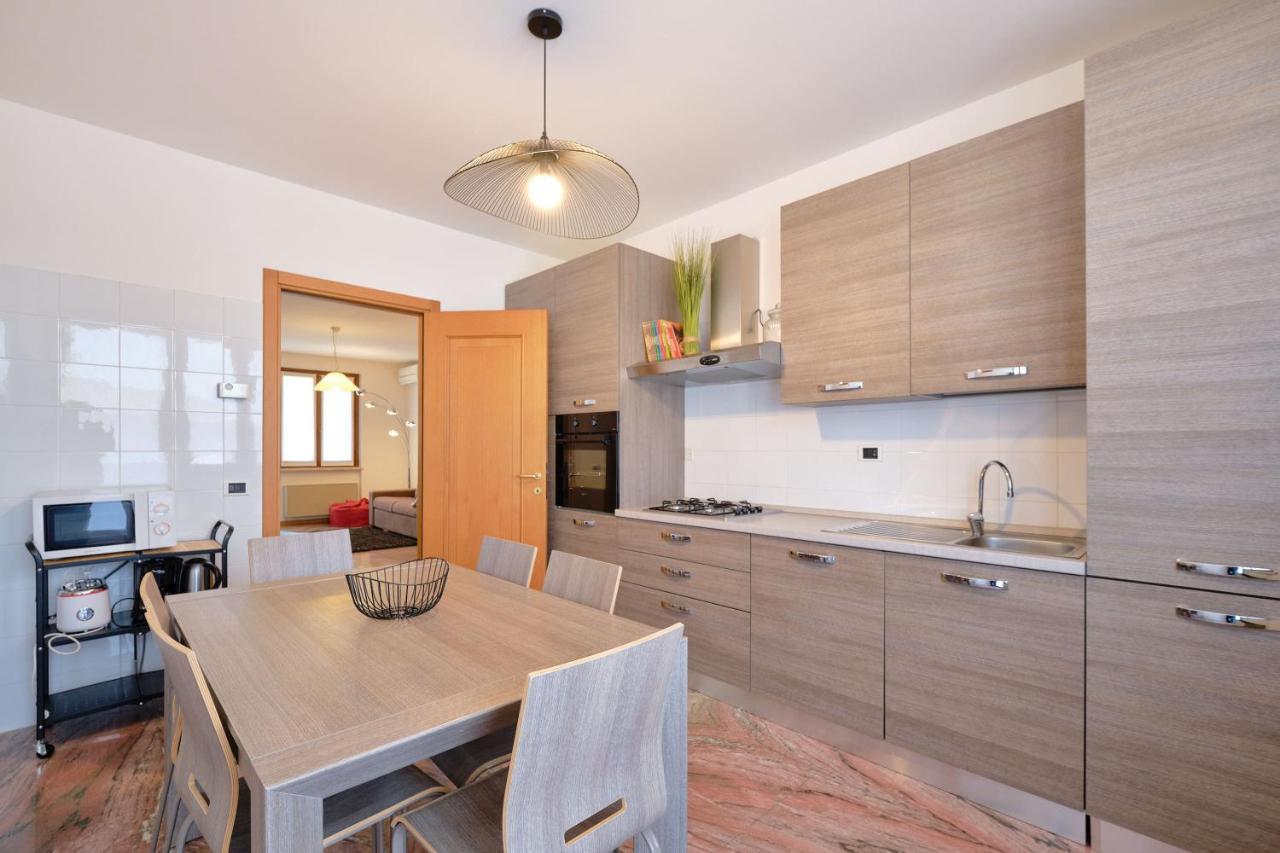 Apartmentsgarda - Gardalux Apartments Garda (Verona) Exterior foto