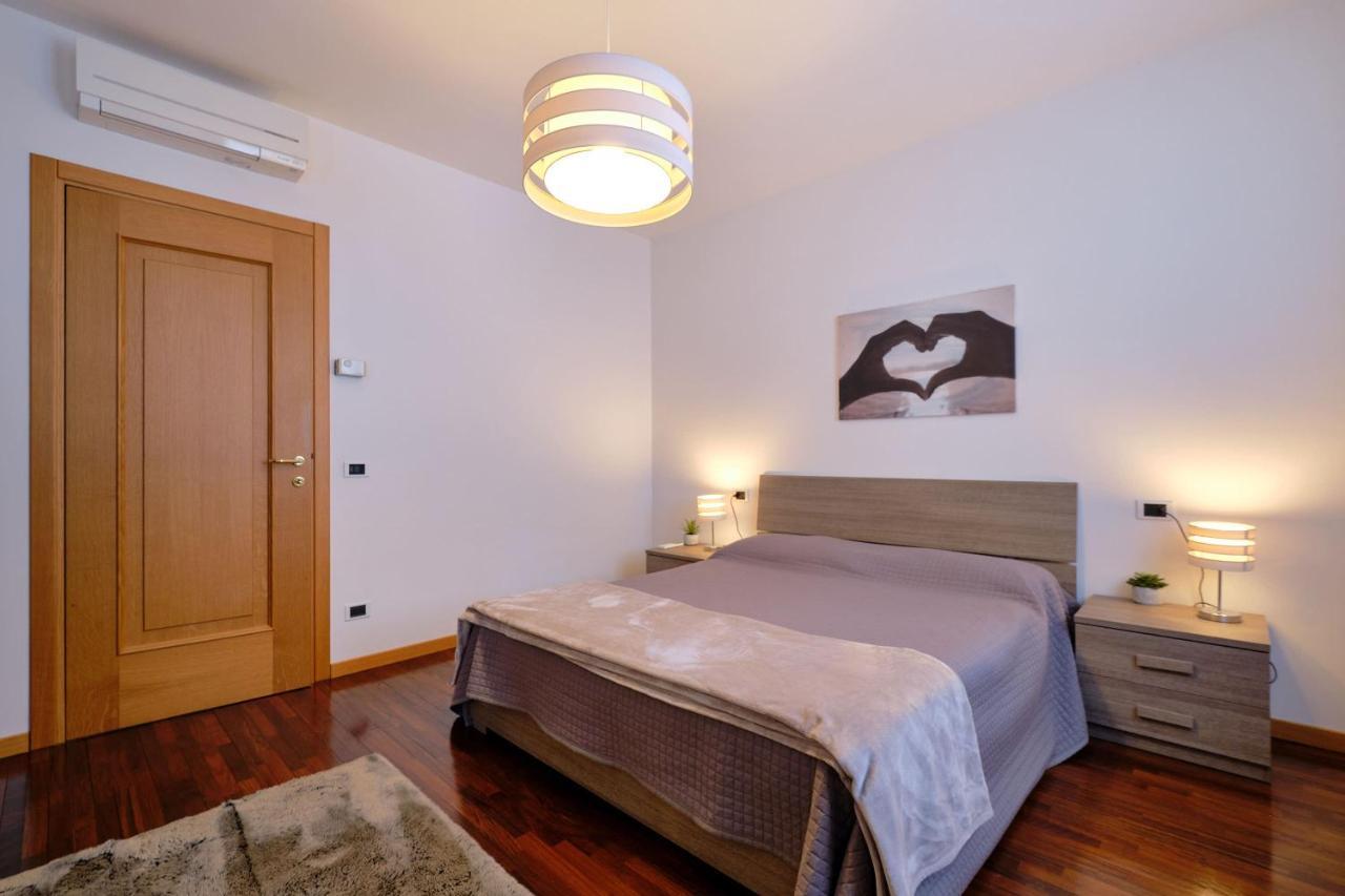 Apartmentsgarda - Gardalux Apartments Garda (Verona) Exterior foto