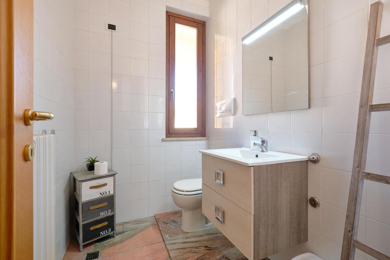 Apartmentsgarda - Gardalux Apartments Garda (Verona) Exterior foto
